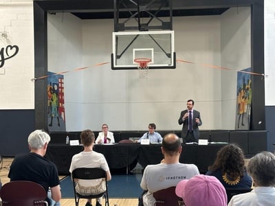 Cover image for MacKay and Decker at Debate