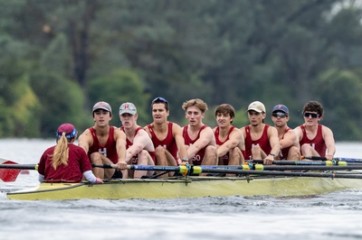 Cover image for Harvard Lightweights V8