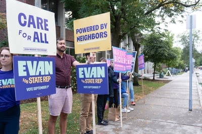 Cover image for Campaign Signs Primary