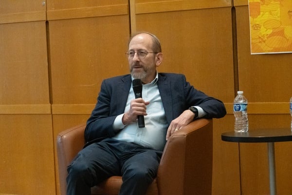 Cover image for Garber Calls Harvard Legal Fees “Mind-Boggling” as Federal Fight Drags On