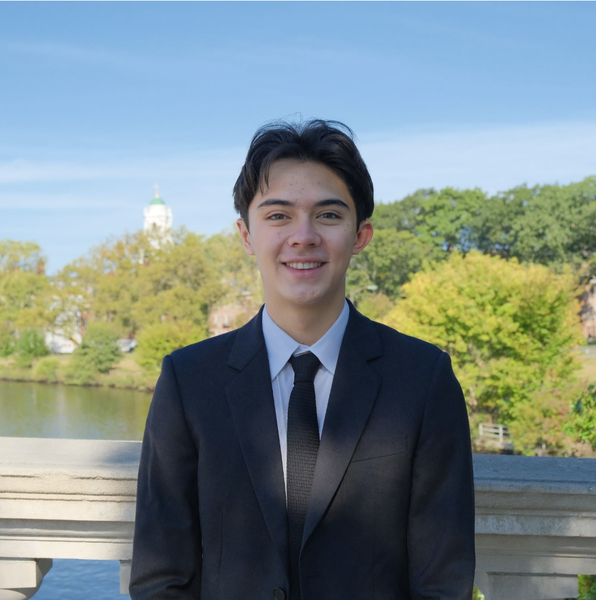 Alex V. A. Dinh | Writer Page | The Harvard Crimson